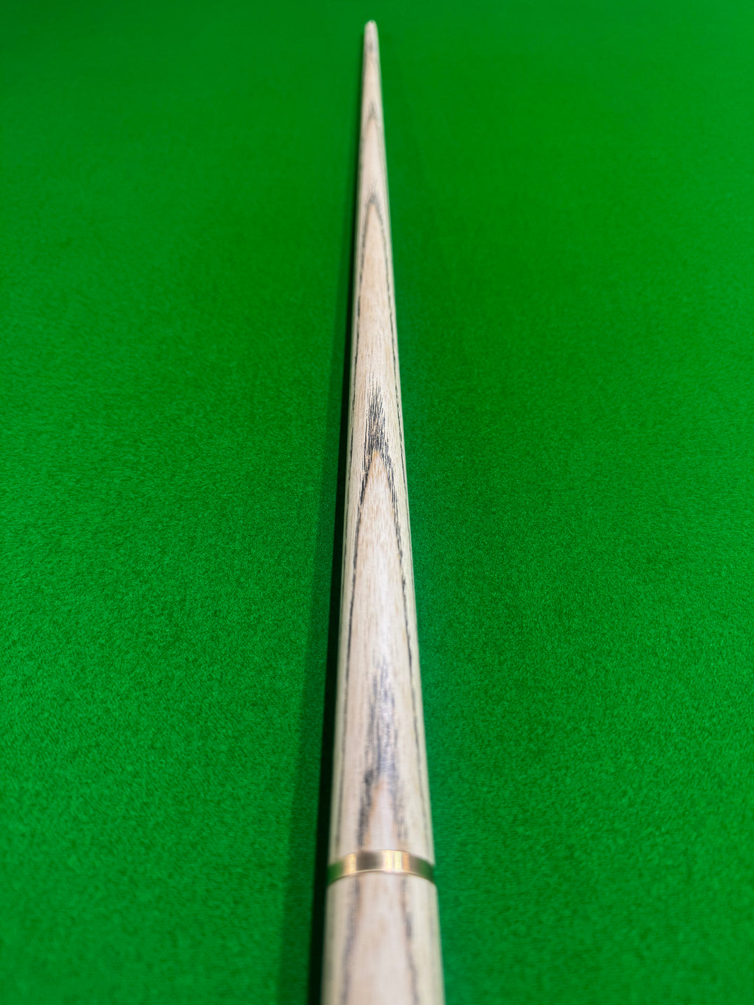1066 Billiards Earl 004 – 2pc – 9.5mm – 60" – 18.5oz